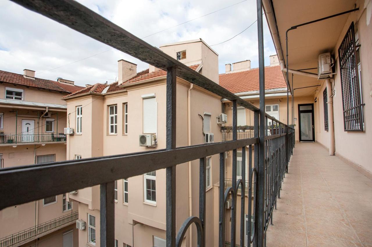 Atomic 1 Appartement Belgrado Buitenkant foto
